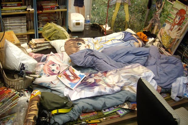 Lehmann Maupin Gallery 呈獻：“Metamorphosis: Give Me Your Wings” Mr. 個人展覽