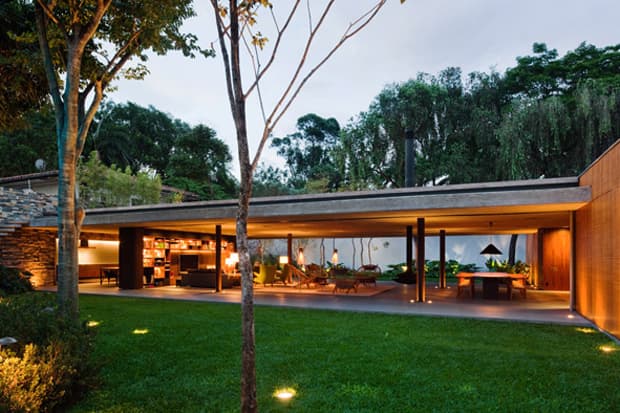 V4 House by StudioMK47 藝術設計大屋