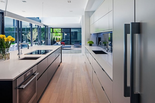  Constantino Studio 打造位於加拿大的 "44 Belvedere" 住宅