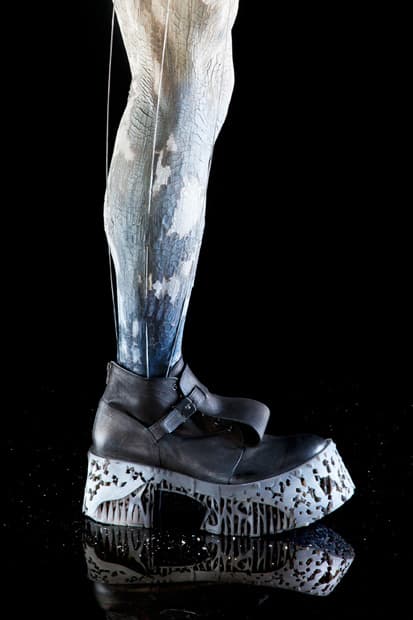 Ross Barber 打造 "A Wrong Mongrel" 3D 印刷鞋履設計