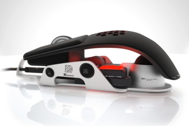 寶馬 BMW x Thermaltake 曜越科技 Level 10 M Gaming Mouse 競技滑鼠