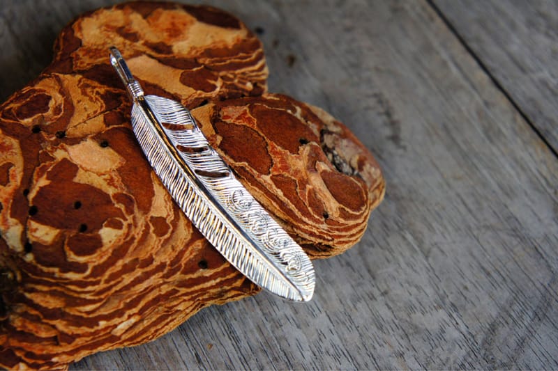 FIRST ARROWS 2012 純銀製羽毛吊嘴