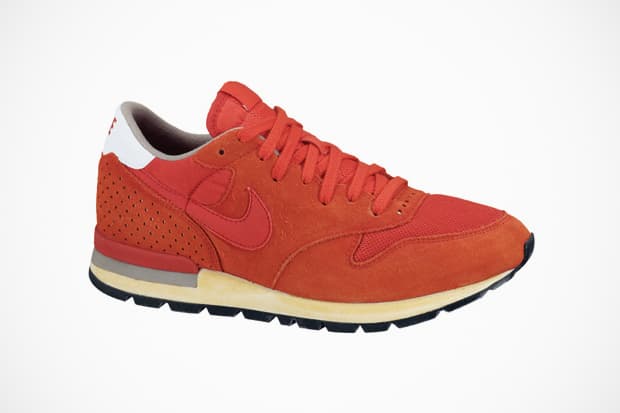 Nike Air Epic VNTG Ekiden 鞋履系列