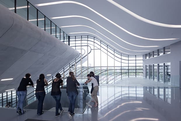 英國建築師 Zaha Hadid  設計全新 Pierres Vives Building 建築