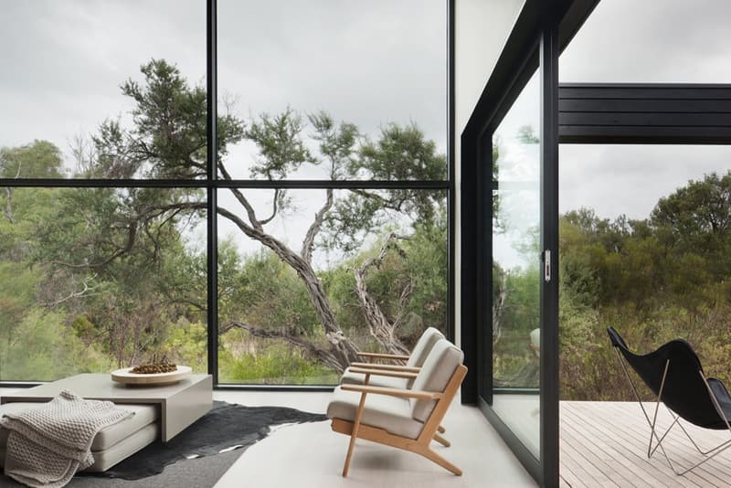 建築設計團隊 StudioFour 推出 Ridge Road Residence 住宅設計