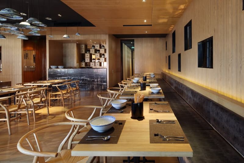 空間建築設計團隊 Golucci International Design 打造的牛公館麵館 Taiwan Noodle House 2 