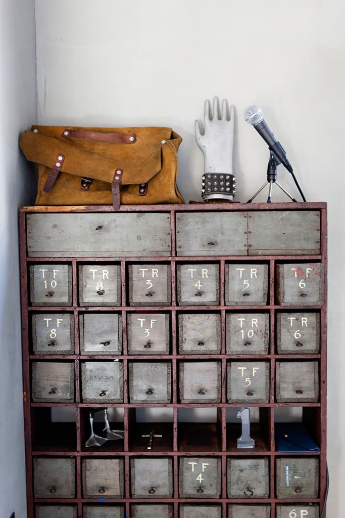 The Selby : 設計師 Mihara Yasuhiro 三原康裕於東京的居室