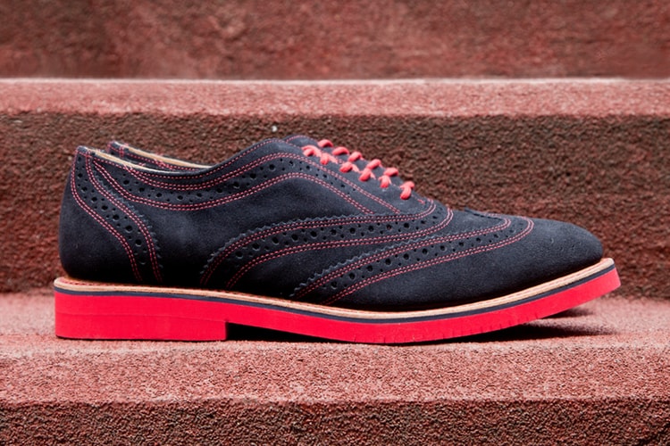 Walk-Over 2012 超輕量麂皮紳士雕花鞋履