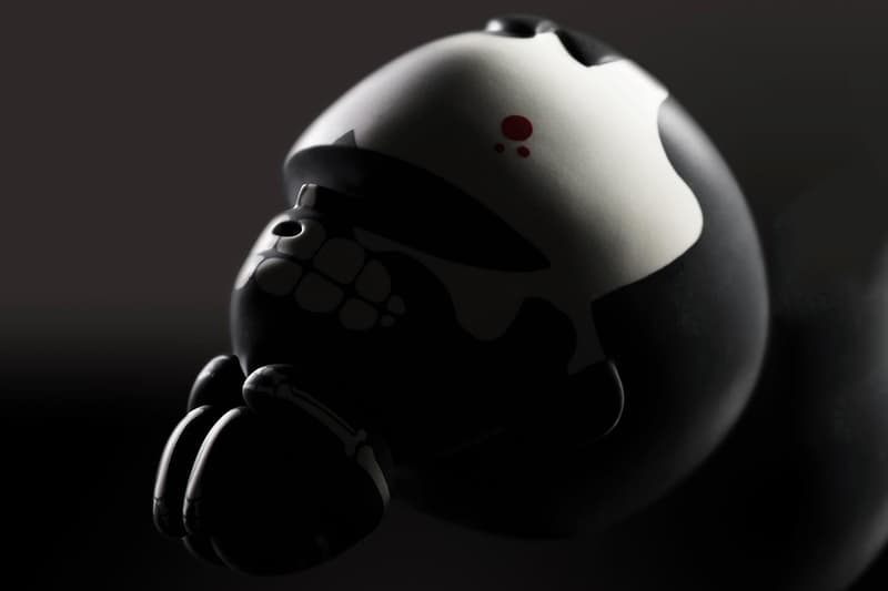  Coarsetoys "oop prey" Vinyl Figure  