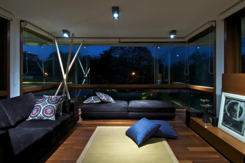 Hiren Patel Architects 建築事務所打造位於印度阿默特巴德的庭院別墅