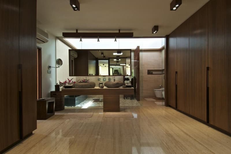 Hiren Patel Architects 建築事務所打造位於印度阿默特巴德的庭院別墅