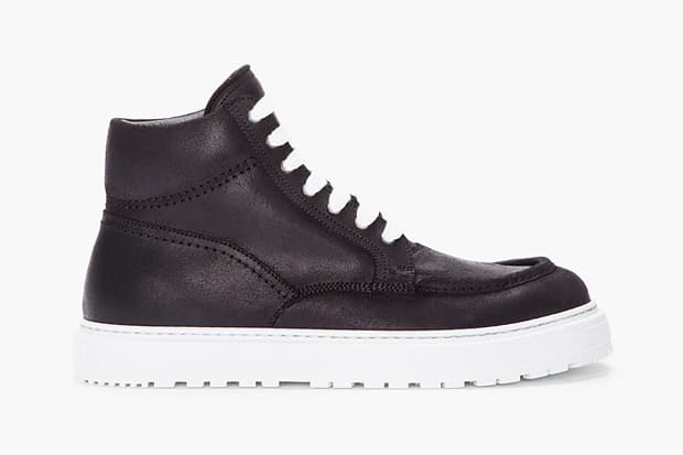 KRISVANASSCHE 2012 秋冬 Black Leather Boat Sneaker 鞋款