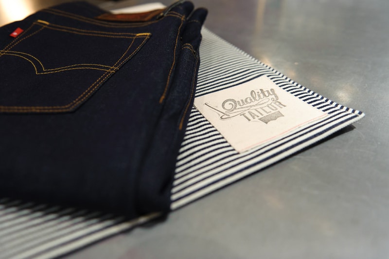 Levi’s 於 New York City 店內提供量身訂製丹寧褲服務