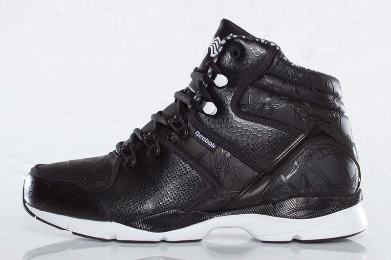 Marvel x Reebok Night Storm HLS “Venom” 聯名別注鞋款