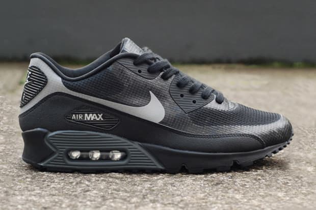 Nike 2012 秋冬 Air Max 90 Hyperfuse Black/Grey 3M 反光材質設計鞋款