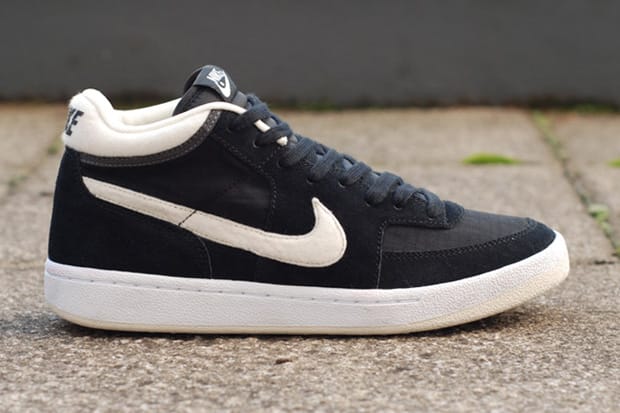 Nike Challenge Court Mid Suede/Ripstop 鞋款