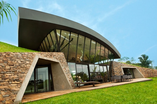 Bauen 在 Paraguay 巴拉圭打造獨特 Two Single-Family Homes 連立建築房屋