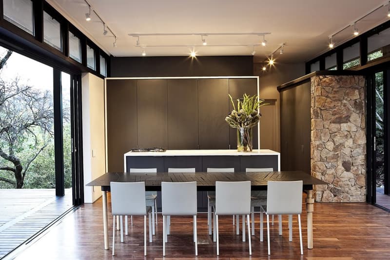 建築事務所 GASS 打造 Westcliff Pavilion 天然環境建築