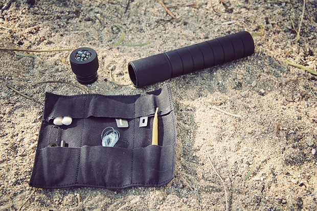 J. L. Lawson &amp; Co. “The Cell” 6061-T6 Machined Survival Kit 迷你版急救生存工具包