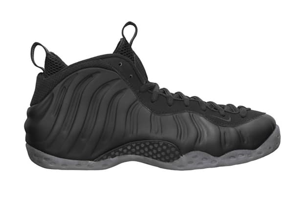 Nike Air Foamposite One “Stealth” 鞋款