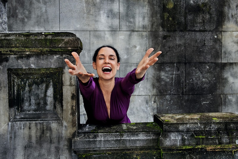 美國紀實攝影師 Steve McCurry 掌鏡 Pirelli Calendar 2013 倍耐力年曆