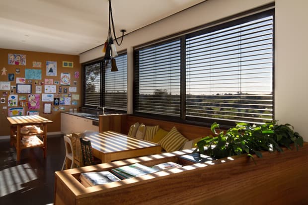 Splitters Creek House by Nest Architects