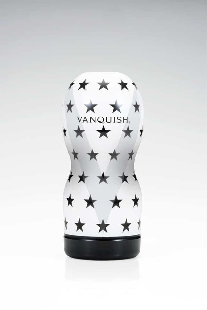 TENGA 再度跟多個品牌如 Opening Ceremony, HUF, Married to the Mob 等打造時尚性玩具