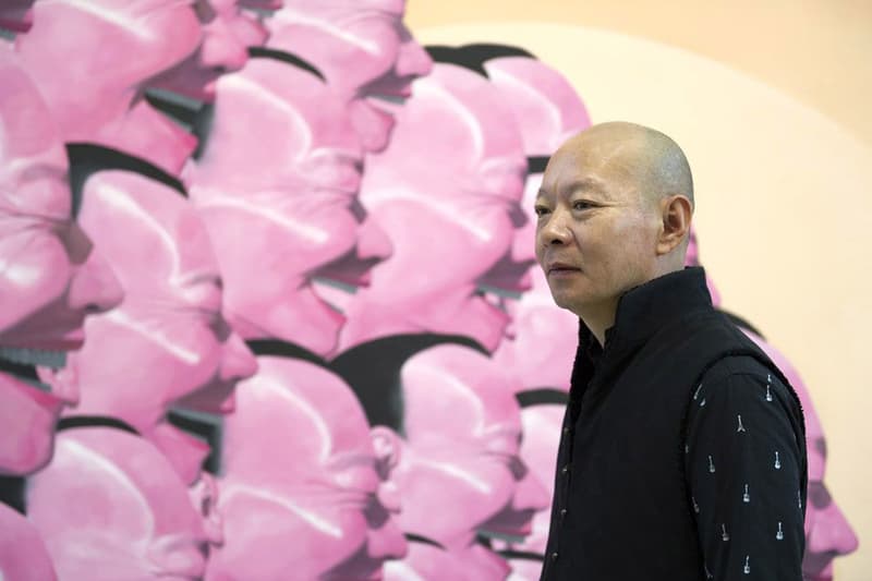 中國藝術家岳敏君於巴黎藝術空間 Fondation Cartier 舉辦首次個人 “L’ombre D’un Fou Rire” 展覽 