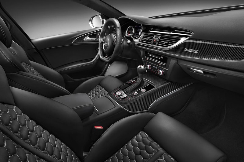 2014 年式樣 Audi RS6 Avant 
