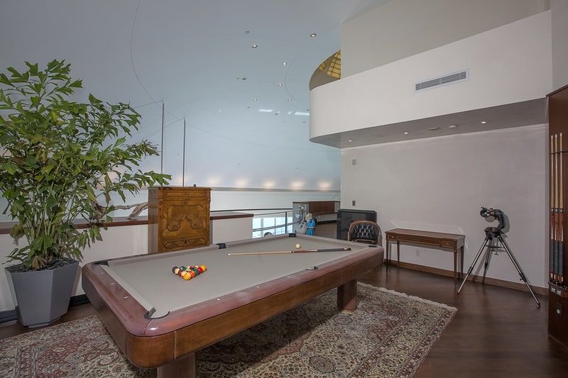 一同參觀 Pharrell Williams 位於 Miami 邁阿密價值 $1680 萬美元的 Penthouse 住宅