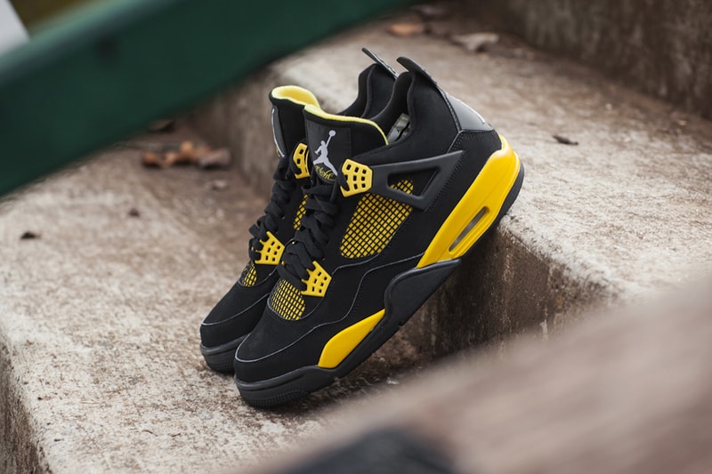 Air Jordan IV 2012年 “Thunder” Retro 複刻配色
