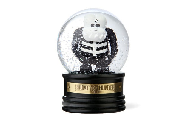 Bounty Hunter 2012 Skull-Kun Snow Dome 冬季骷髏設計雪花水晶球擺設