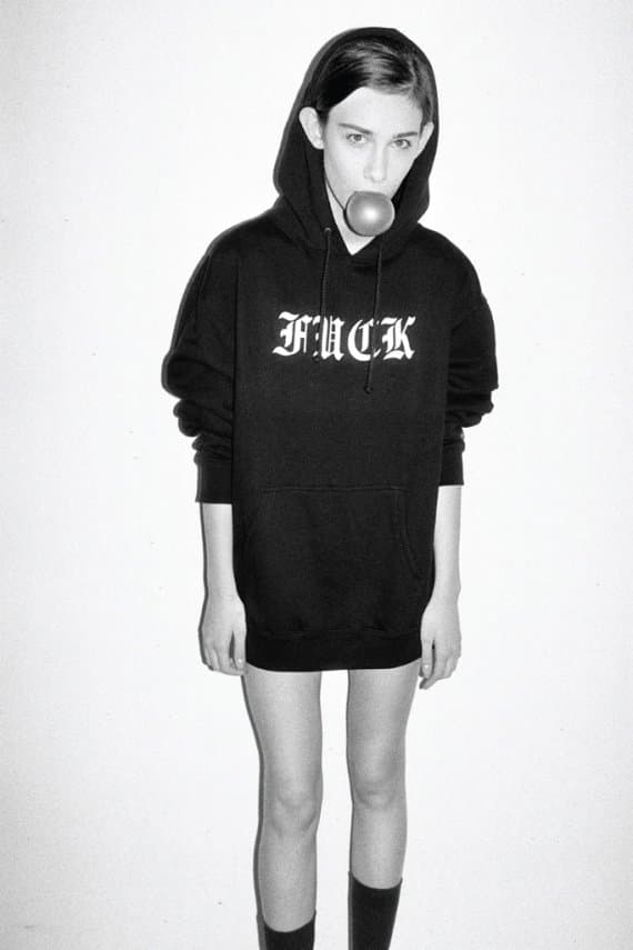 Kixbox 打造性感火辣的 2013 年造型搭配概念年曆