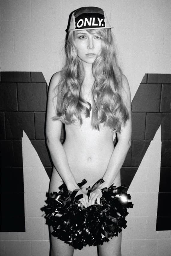 Kixbox 打造性感火辣的 2013 年造型搭配概念年曆