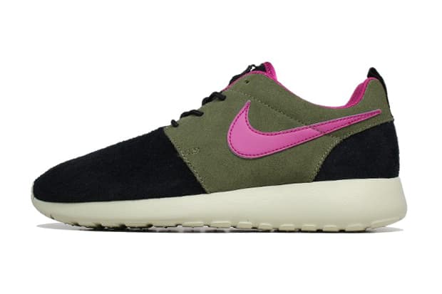 Nike 2012 Holiday 聖誕節季 Roshe Run Premium NRG 鞋款