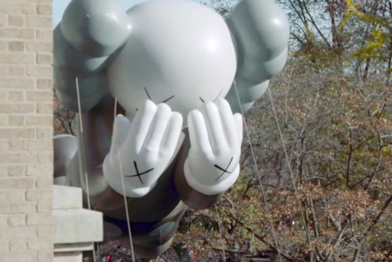 NOWNESS 打造 KAWS Companion 藝術造型氣球於梅西百貨 Macy’s Thanksgiving Day Parade 感恩節大遊行的精采回顧！