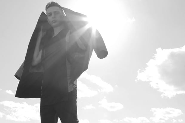 Rad Hourani 親自擔當模特拍攝個人品牌旗下 Pre-RAD Unisex Collection Limited Edition 限定系列造型 Lookbook