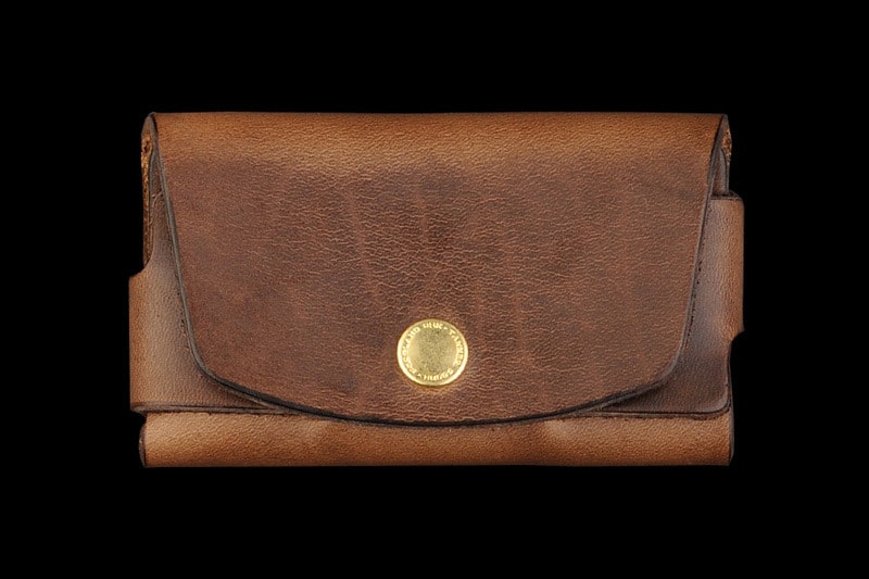 Tanner Goods “Saddle Tan” 皮革卡片套