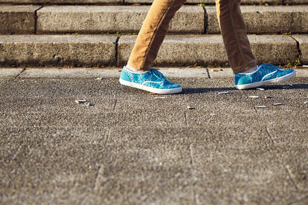 vendor 推出 2012 秋冬 “Walk Your Own World” 鞋履系列造型搭配特輯