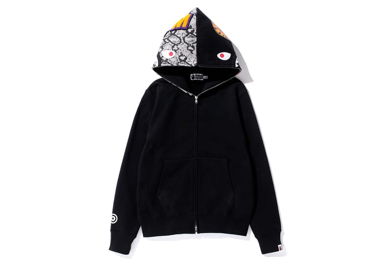 A Bathing Ape 2013 蛇年別注連帽外套
