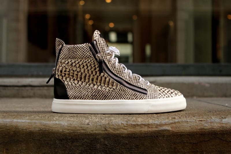 Giuseppe Zanotti “Snakeskin” 高幫時尚鞋款
