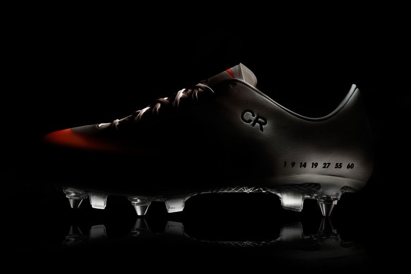 Nike 慶祝 Cristiano Ronaldo 突破紀錄 推出新一代 CR Mercurial IX 球靴