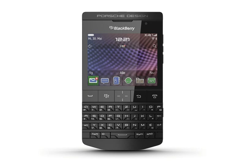 Porsche Design P’9981 BlackBerry Black 黑色設計智能手機