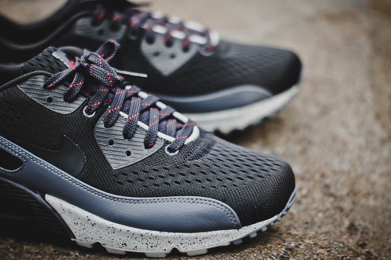 Nike 2013 春季 Air Max 90 EM “TianJin 天津”