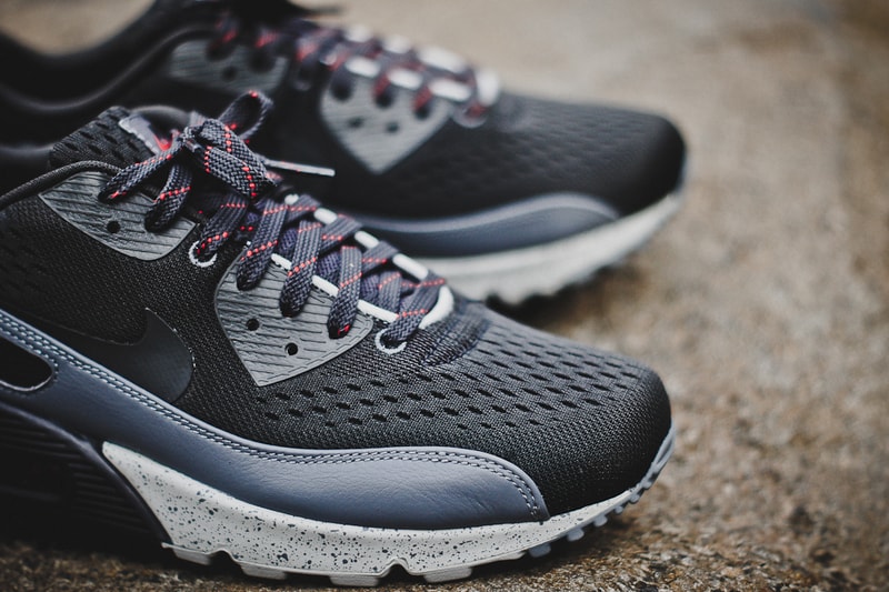 Nike 2013 春季 Air Max 90 EM “TianJin 天津”