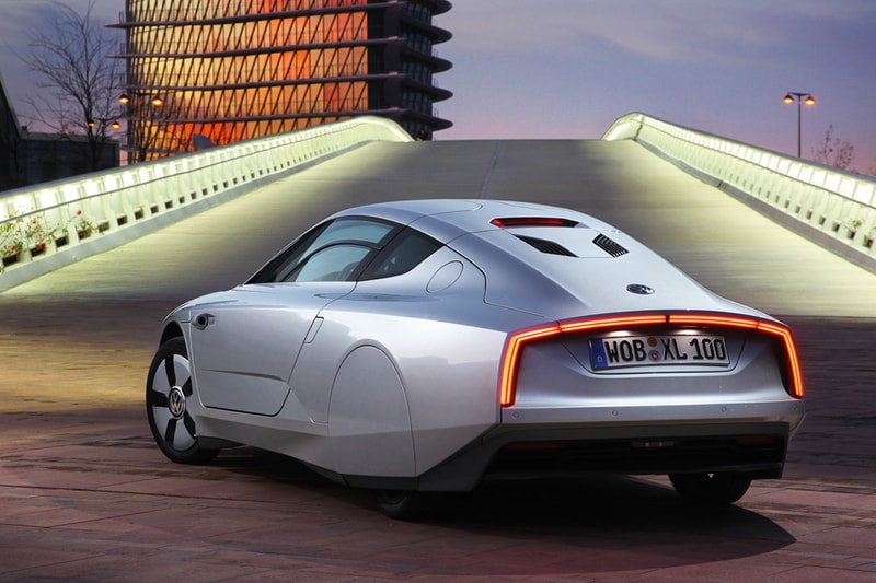 Volkswagen 釋出全新車型 261-MPG XL1 Hybrid 
