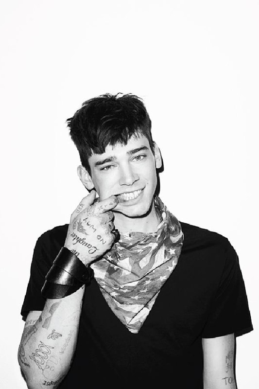 Terry Richardson 打造 5cm 2013 春夏概念品牌形象