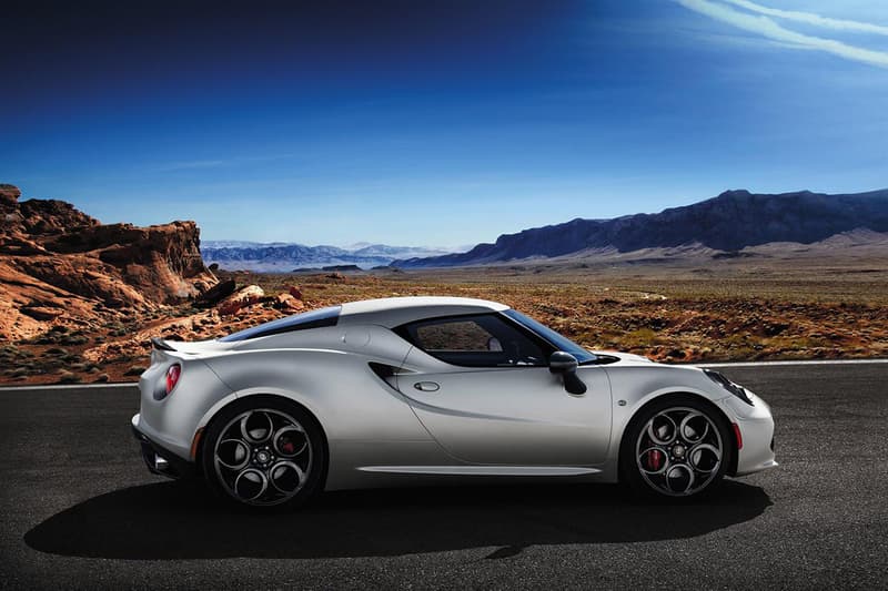 Alfa Romeo 4C 量產版正式亮相