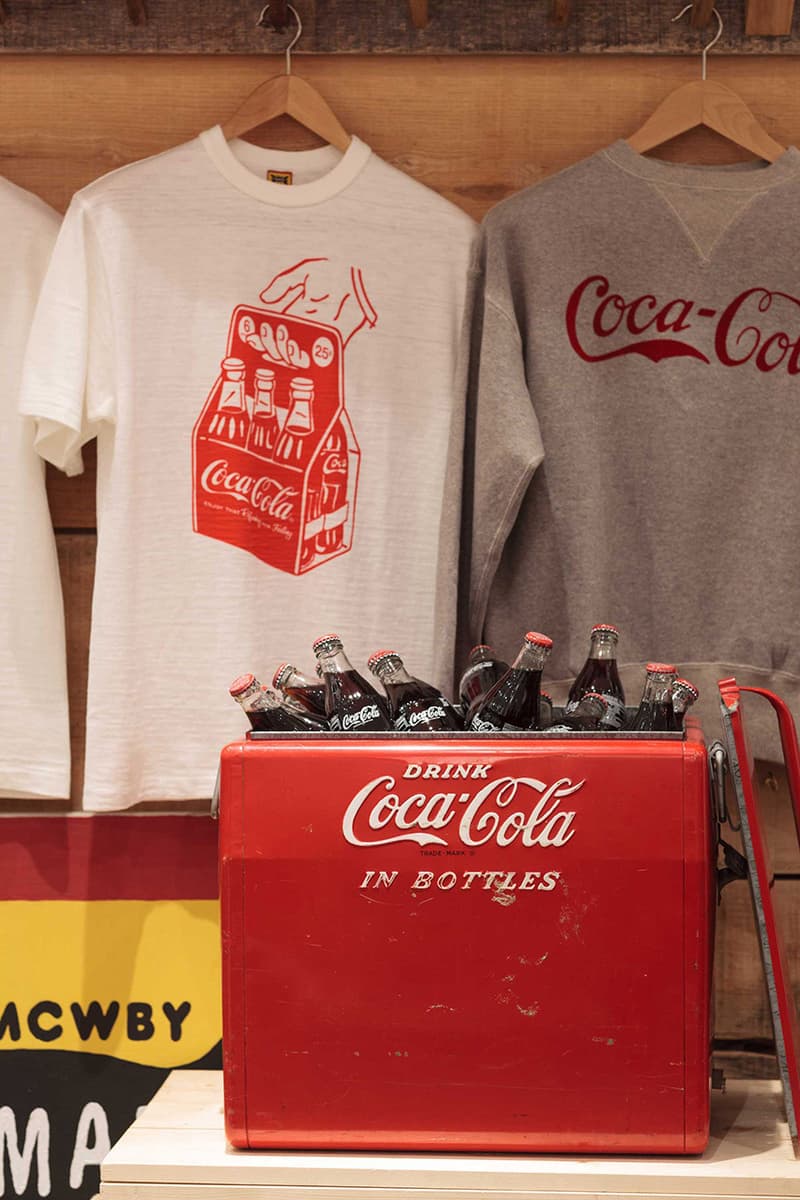 英國時尚名所 PRESENT LONDON 為 Coca-Cola x HUMAN MADE 聯名系列打造別注商品架