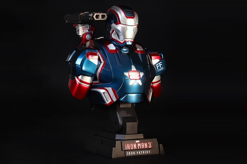 Hot Toys Iron Man 3 "Iron Patriot" Collectible Bust 半身胸像